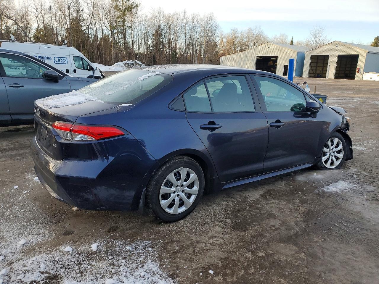 2020 TOYOTA COROLLA LE photo 3