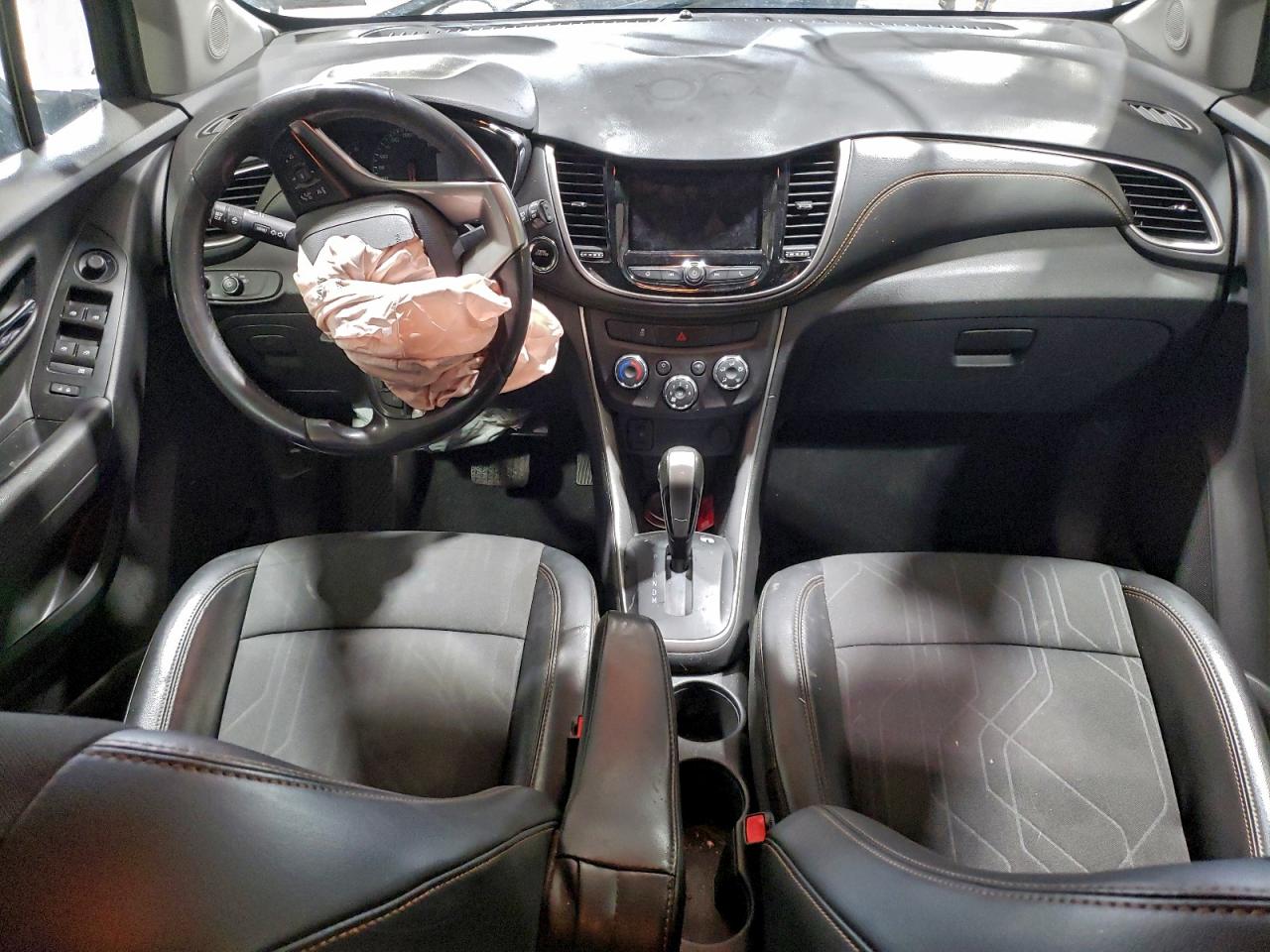 2019 CHEVROLET TRAX 1LT photo 8