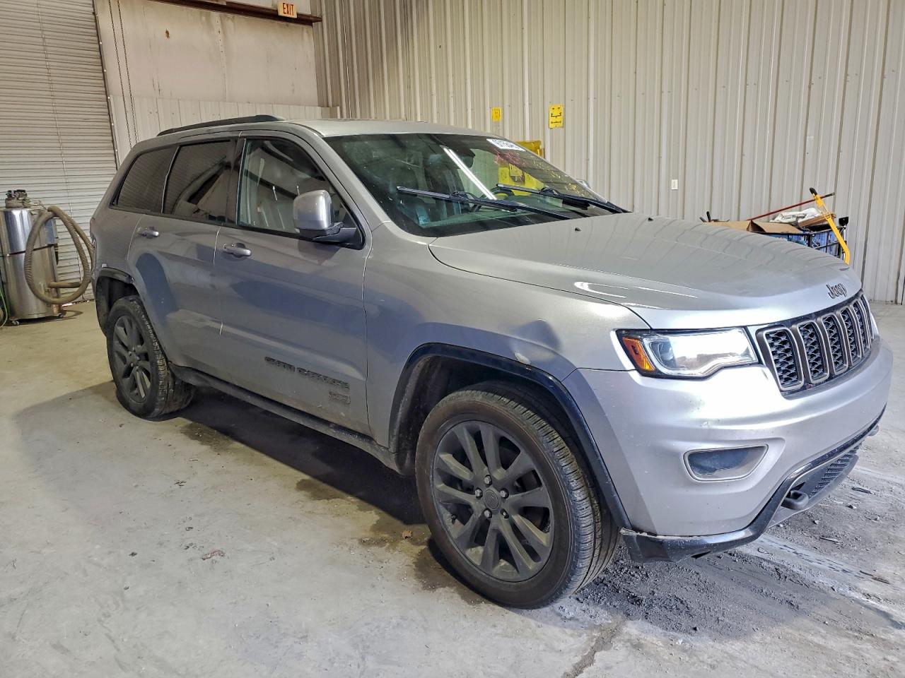 2016 JEEP GRAND CHEROKEE LIMITED photo 4