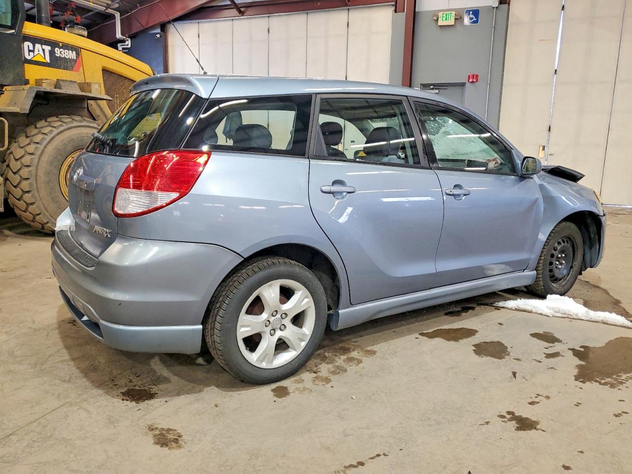 2003 TOYOTA COROLLA MATRIX XR photo 3