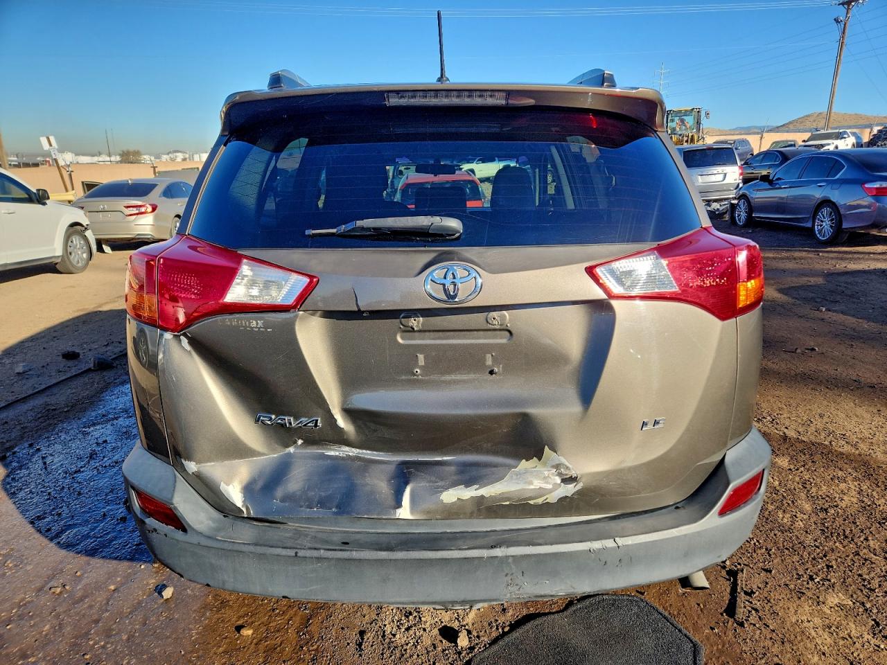 2015 TOYOTA RAV4 LE photo 6