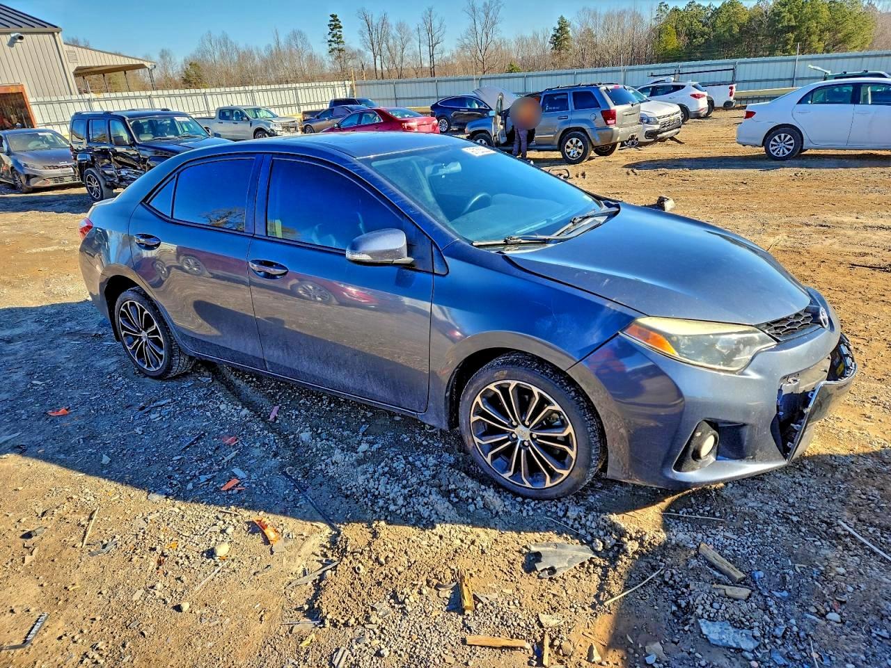 2015 TOYOTA COROLLA L photo 4