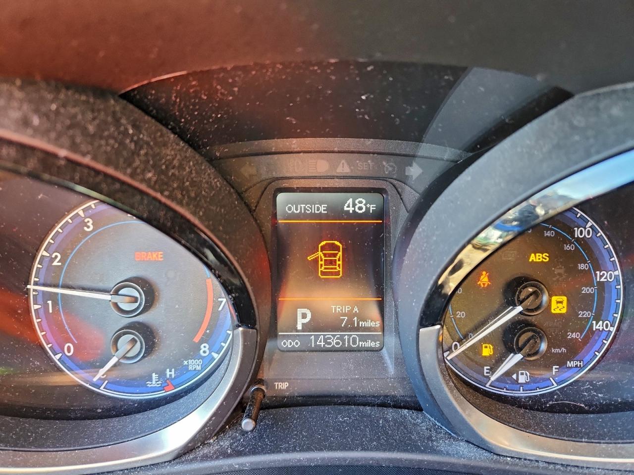 2015 TOYOTA COROLLA L photo 9