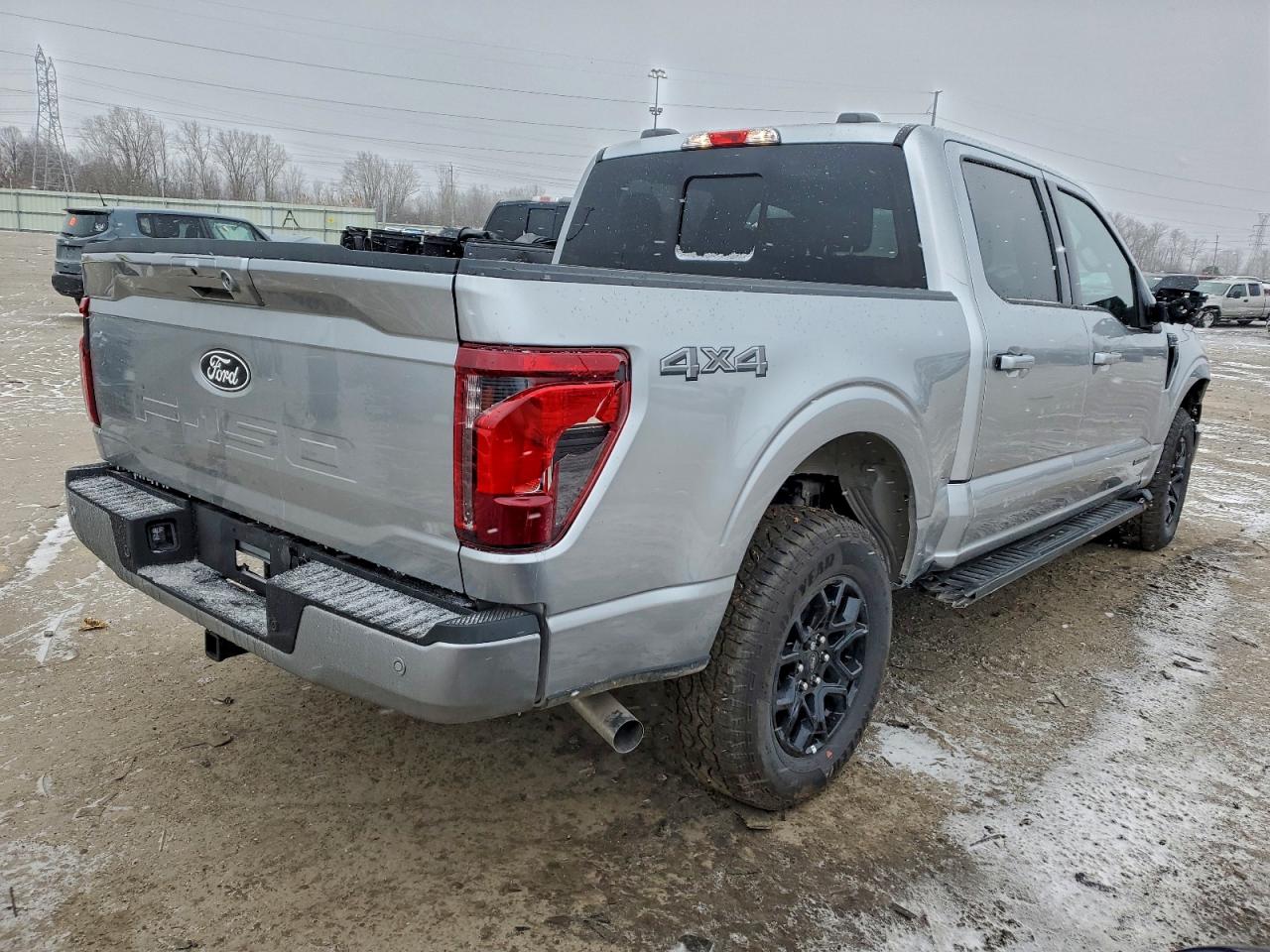 2025 FORD F150 XLT photo 3