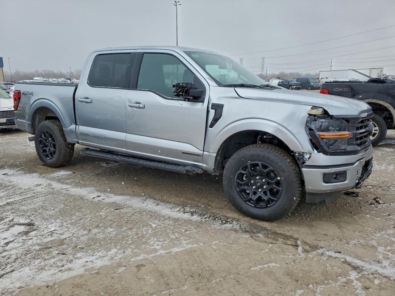2025 FORD F150 XLT photo 4