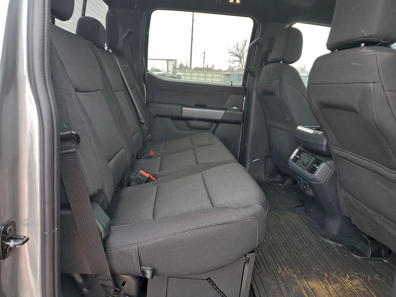 2025 FORD F150 XLT photo 10