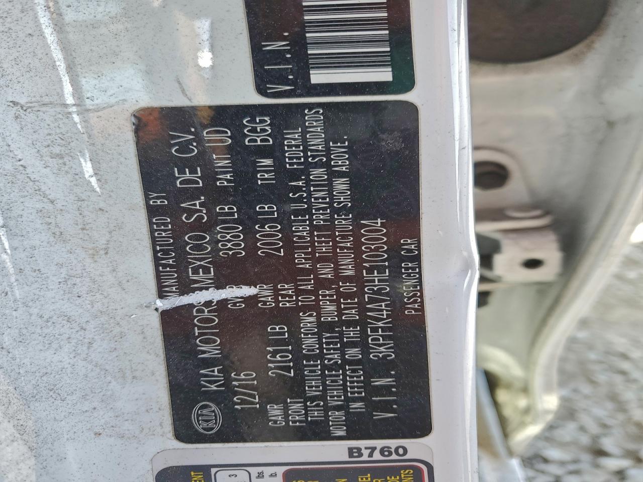 2017 KIA FORTE LX photo 13