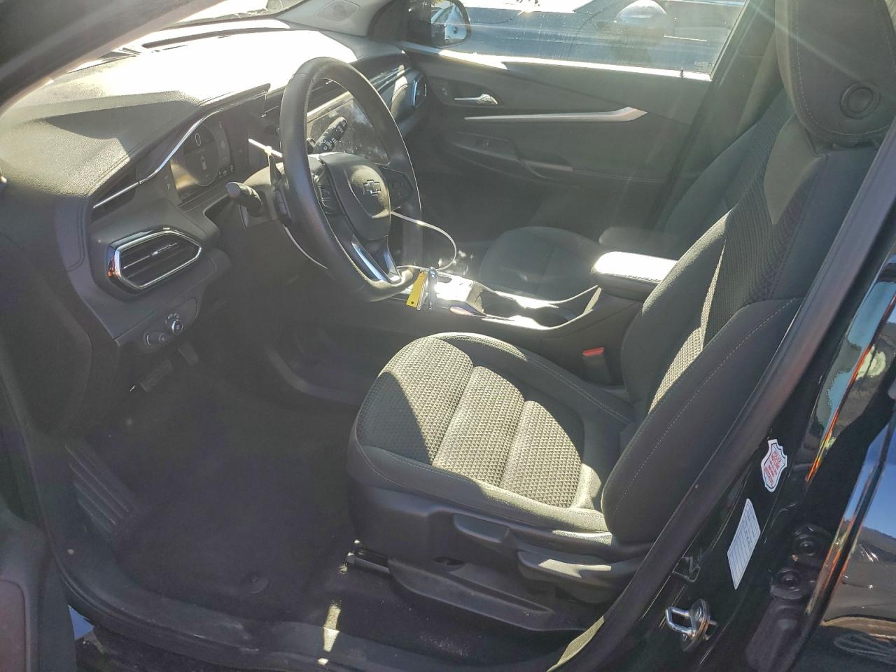 2023 CHEVROLET BOLT EUV LT photo 7