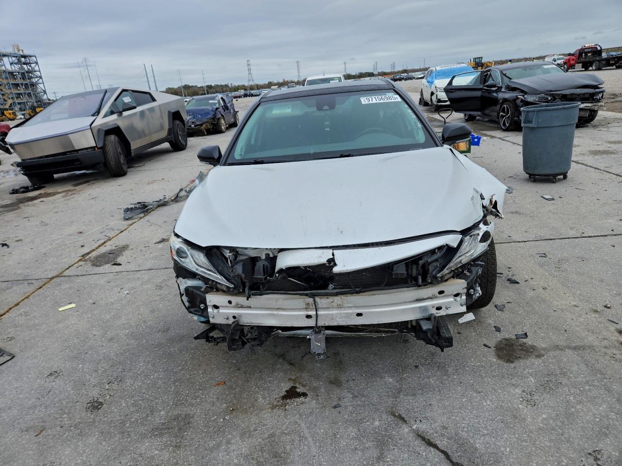 2020 TOYOTA CAMRY XSE photo 5