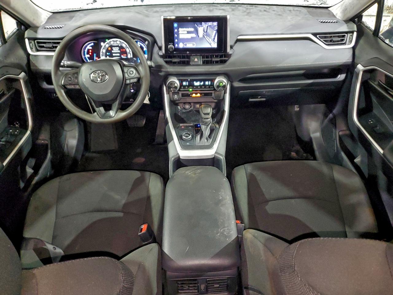2025 TOYOTA RAV4 LE photo 8