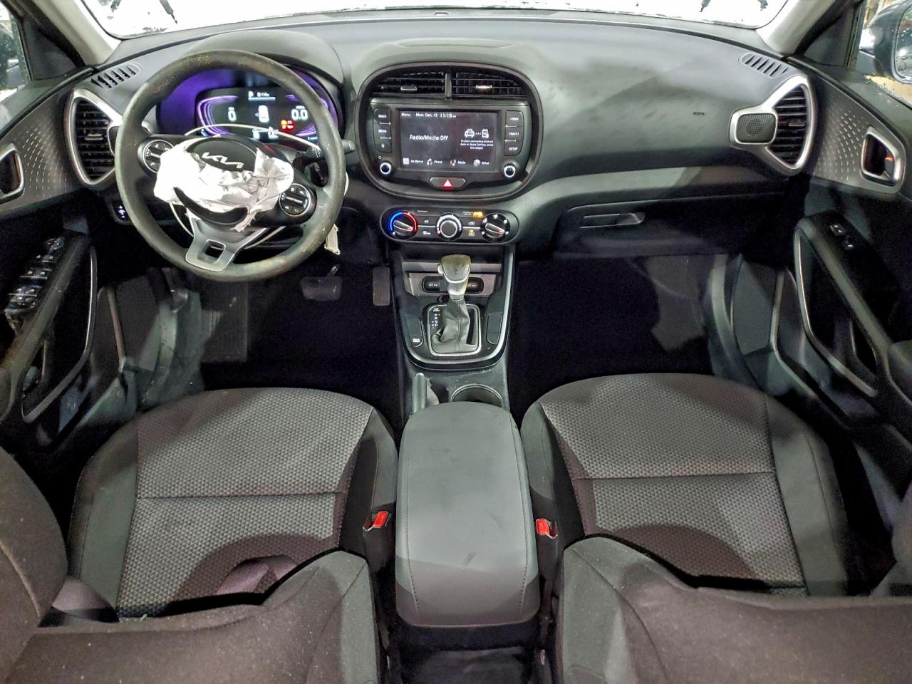 2025 KIA SOUL LX photo 8