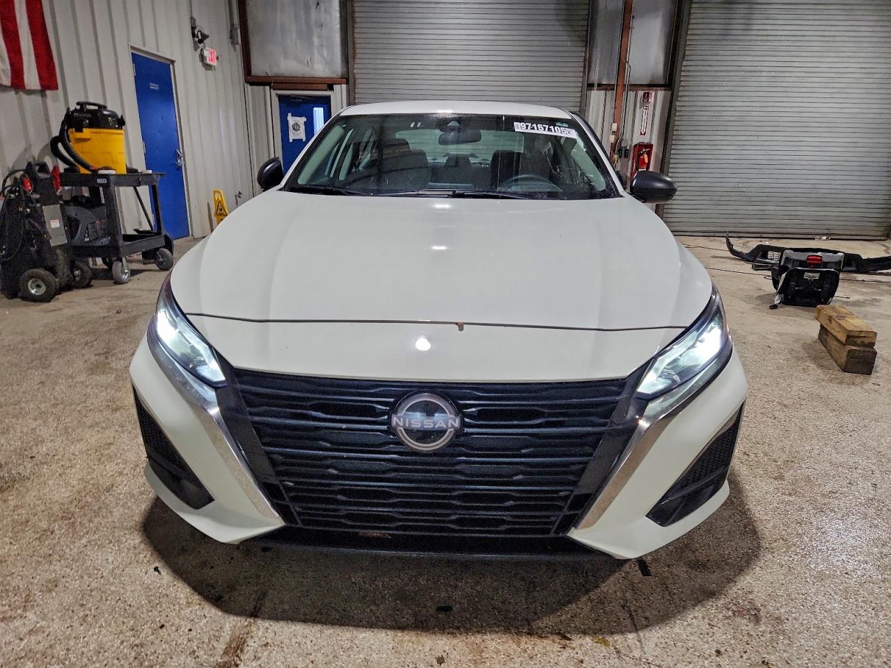 2025 NISSAN ALTIMA SV photo 5