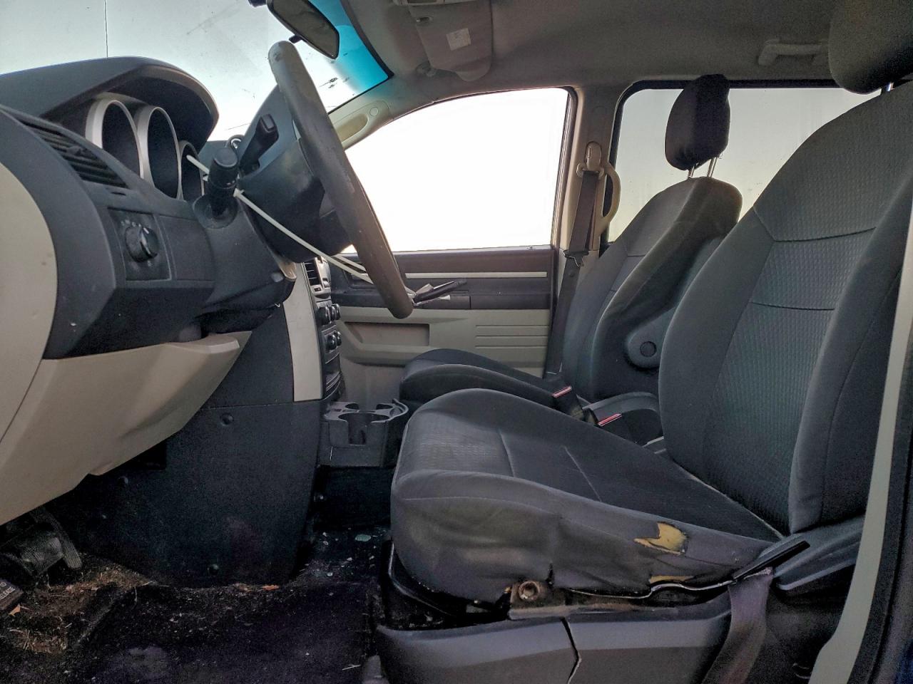 2010 DODGE GRAND CARAVAN SE photo 7