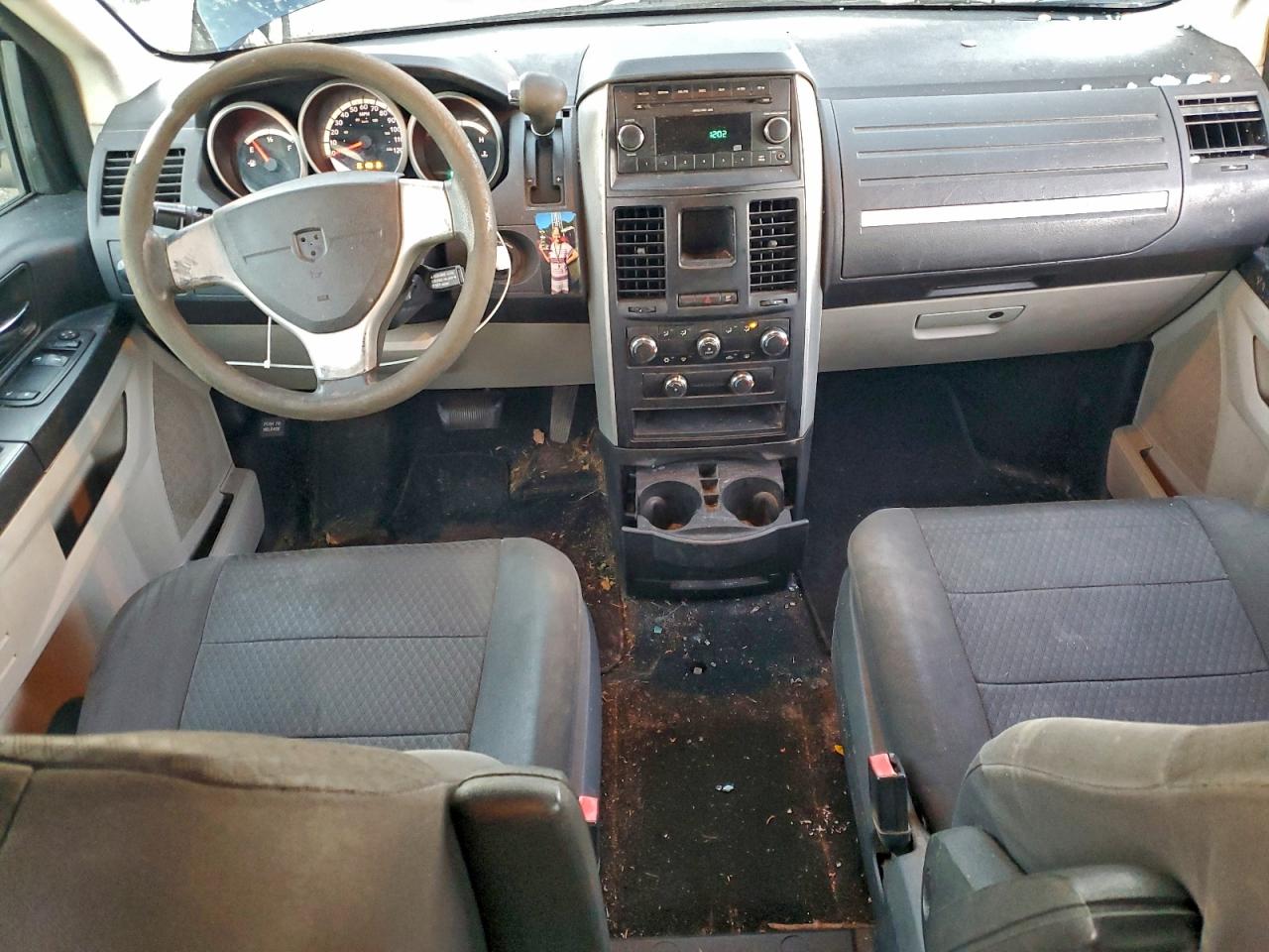 2010 DODGE GRAND CARAVAN SE photo 8