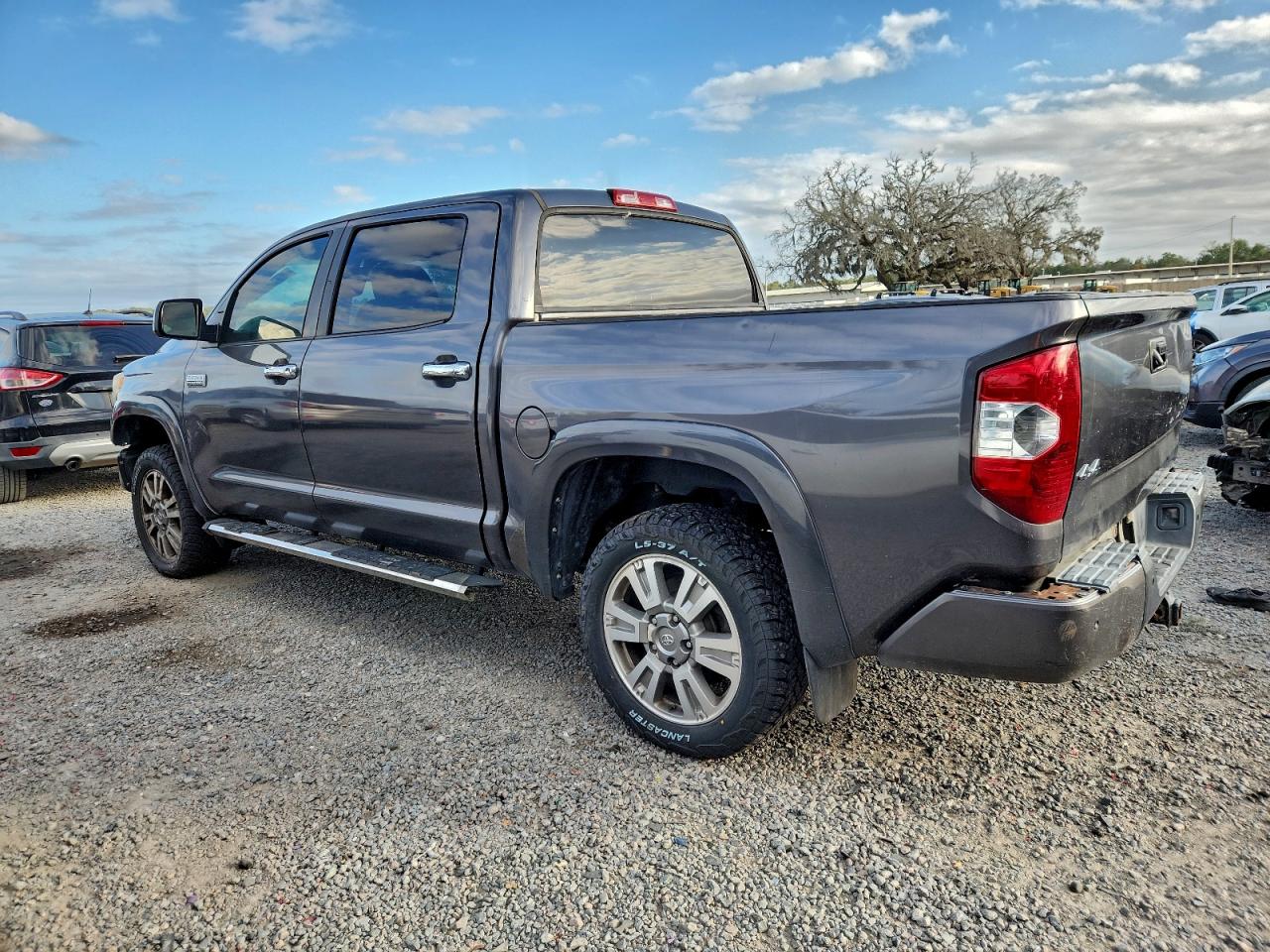 2014 TOYOTA TUNDRA CREWMAX PLATINUM photo 2