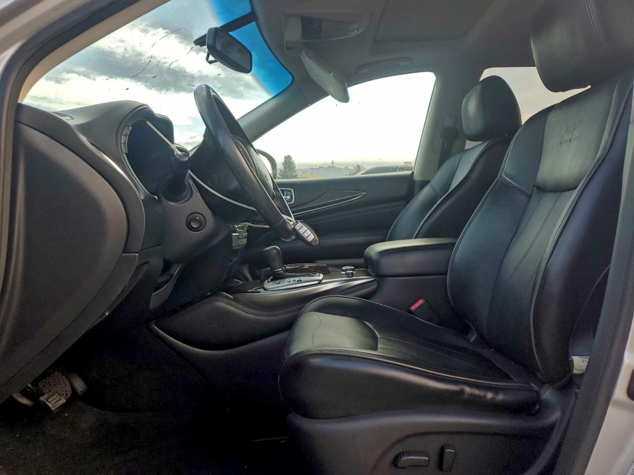 2014 INFINITI QX60 photo 7