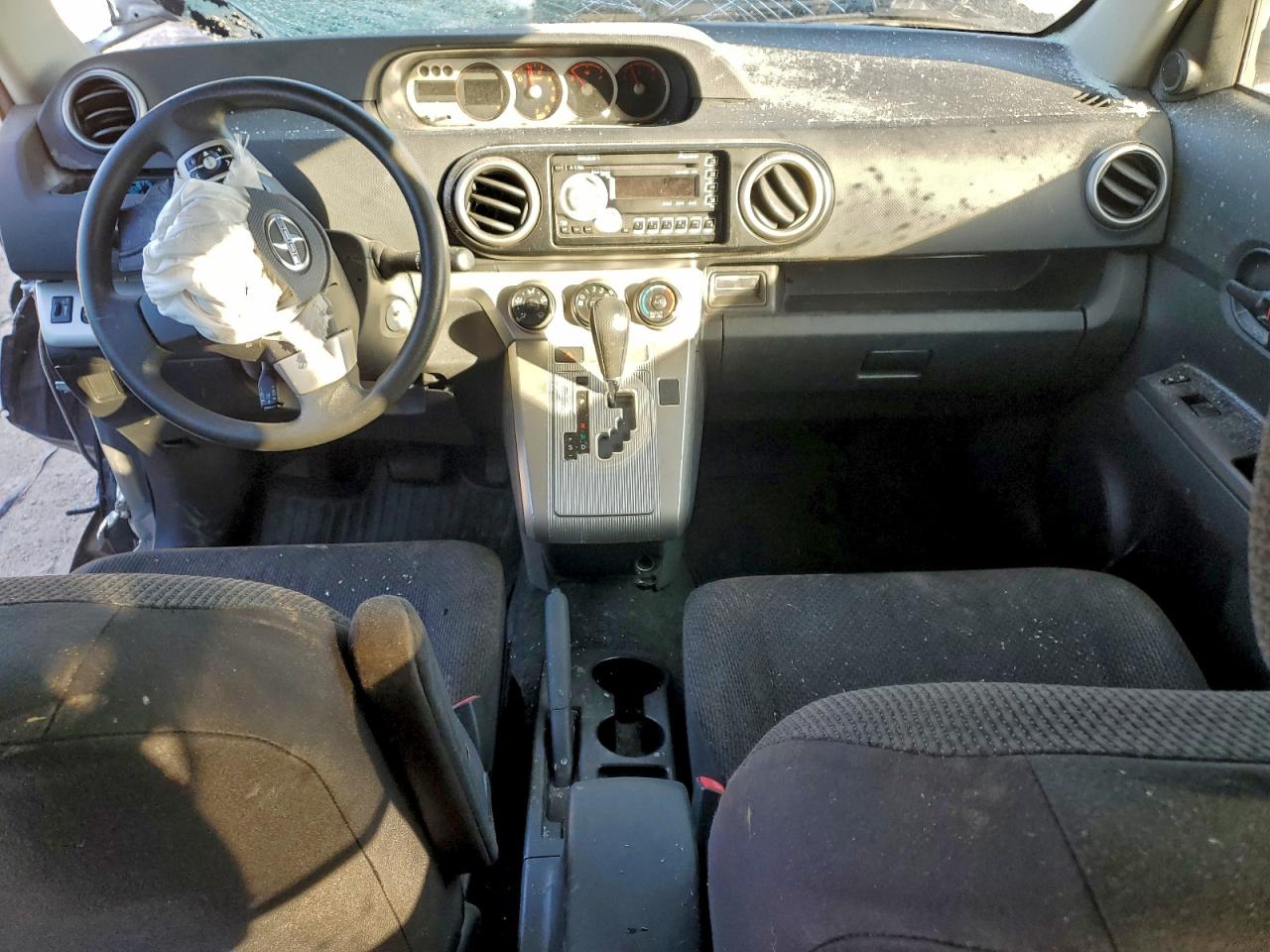 2010 TOYOTA SCION XB photo 8