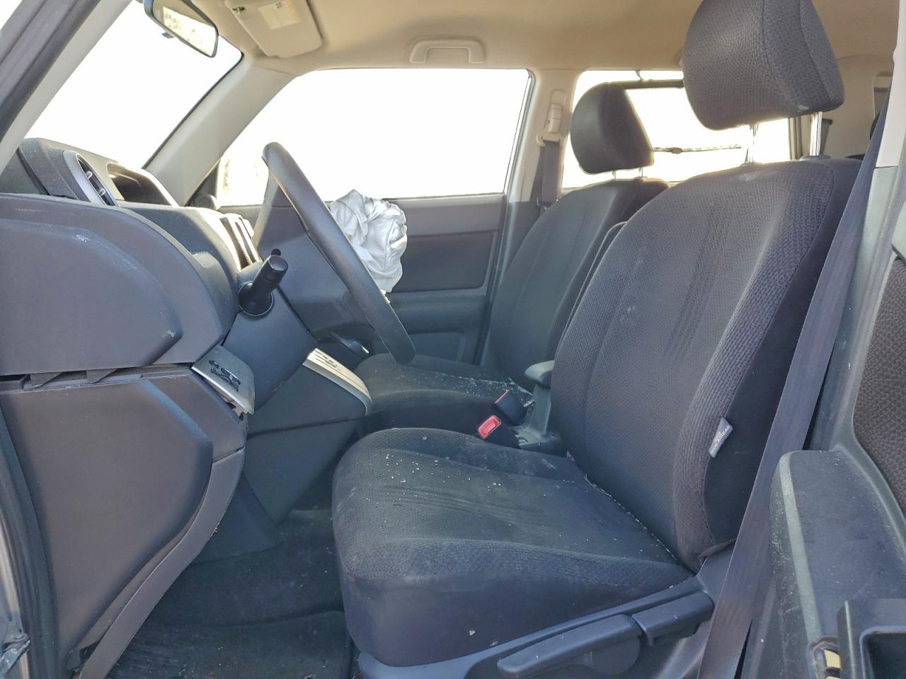 2010 TOYOTA SCION XB photo 7