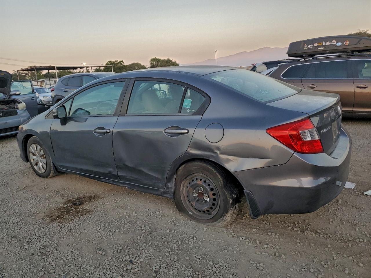 2012 HONDA CIVIC LX photo 2