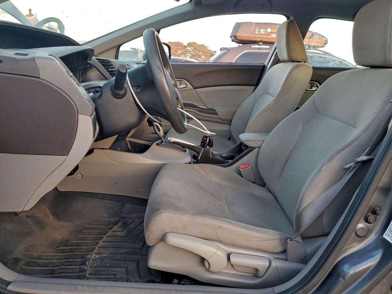 2012 HONDA CIVIC LX photo 7