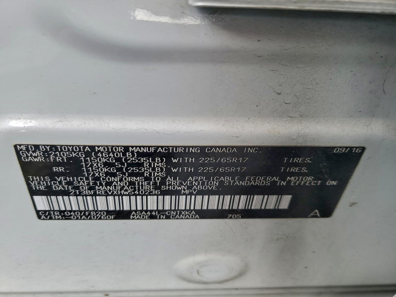2017 TOYOTA RAV4 LE photo 13