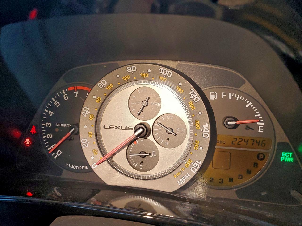 2003 LEXUS IS 300 photo 9