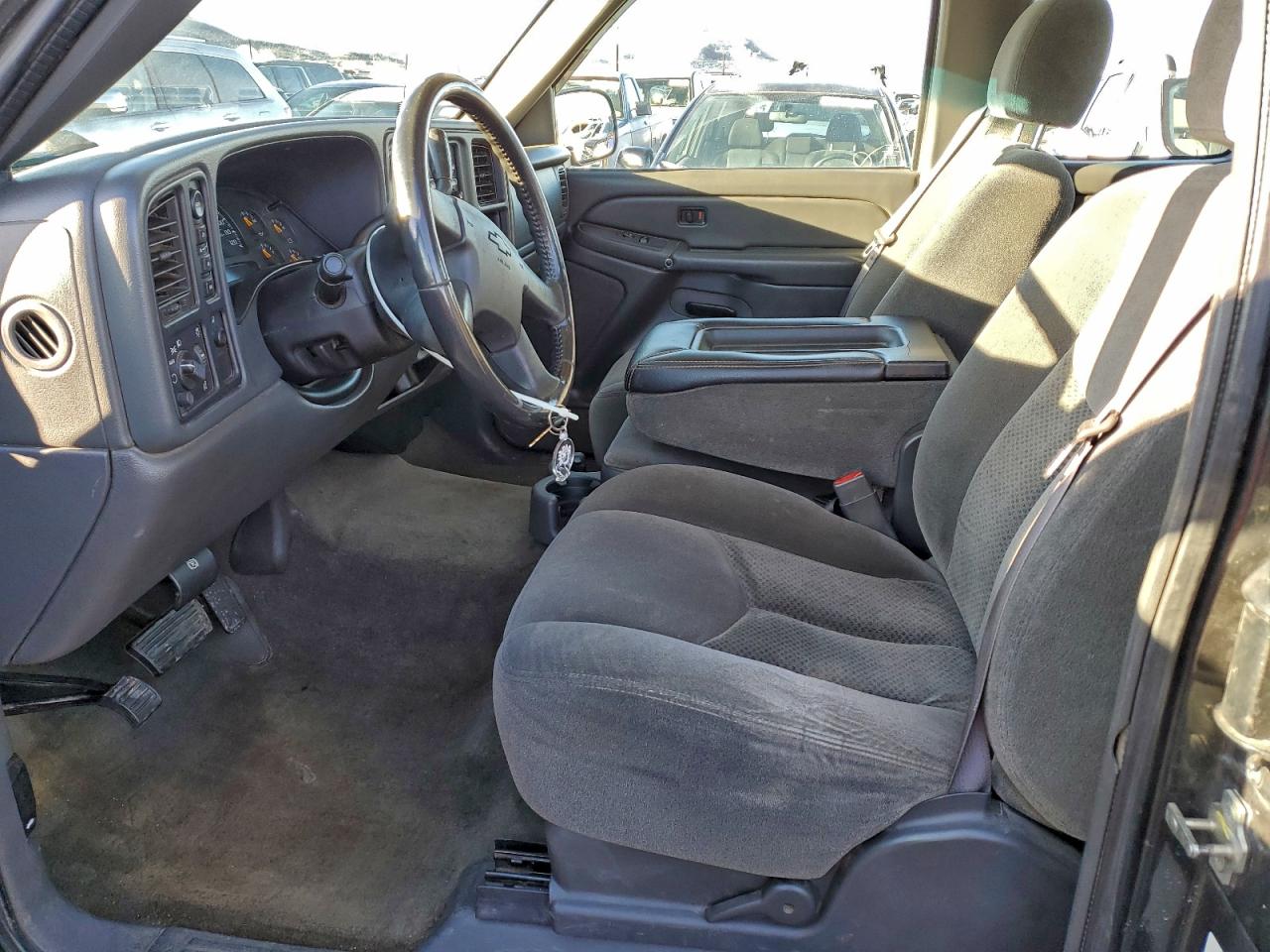 2005 CHEVROLET SILVERADO K1500 photo 7