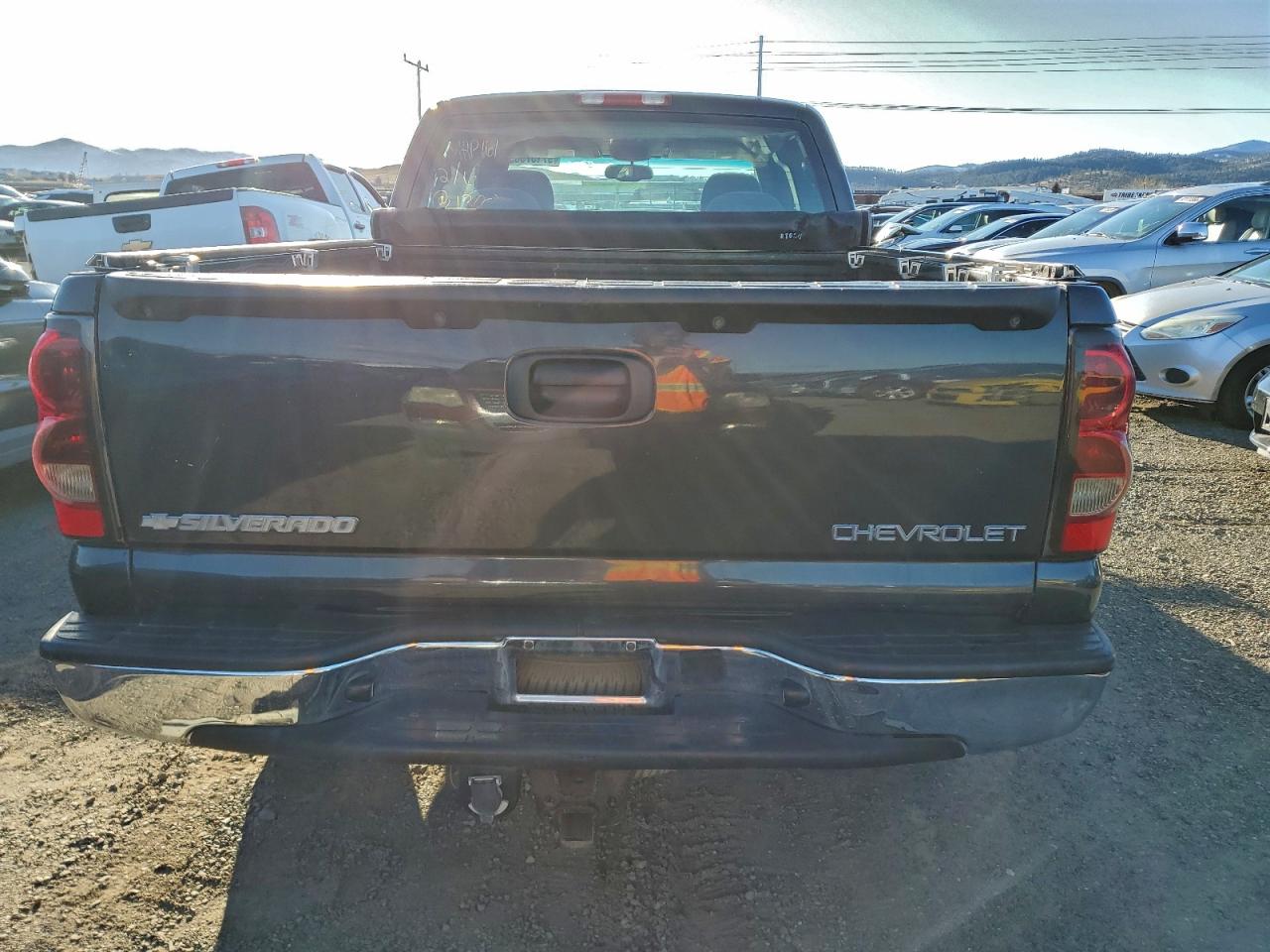 2005 CHEVROLET SILVERADO K1500 photo 6