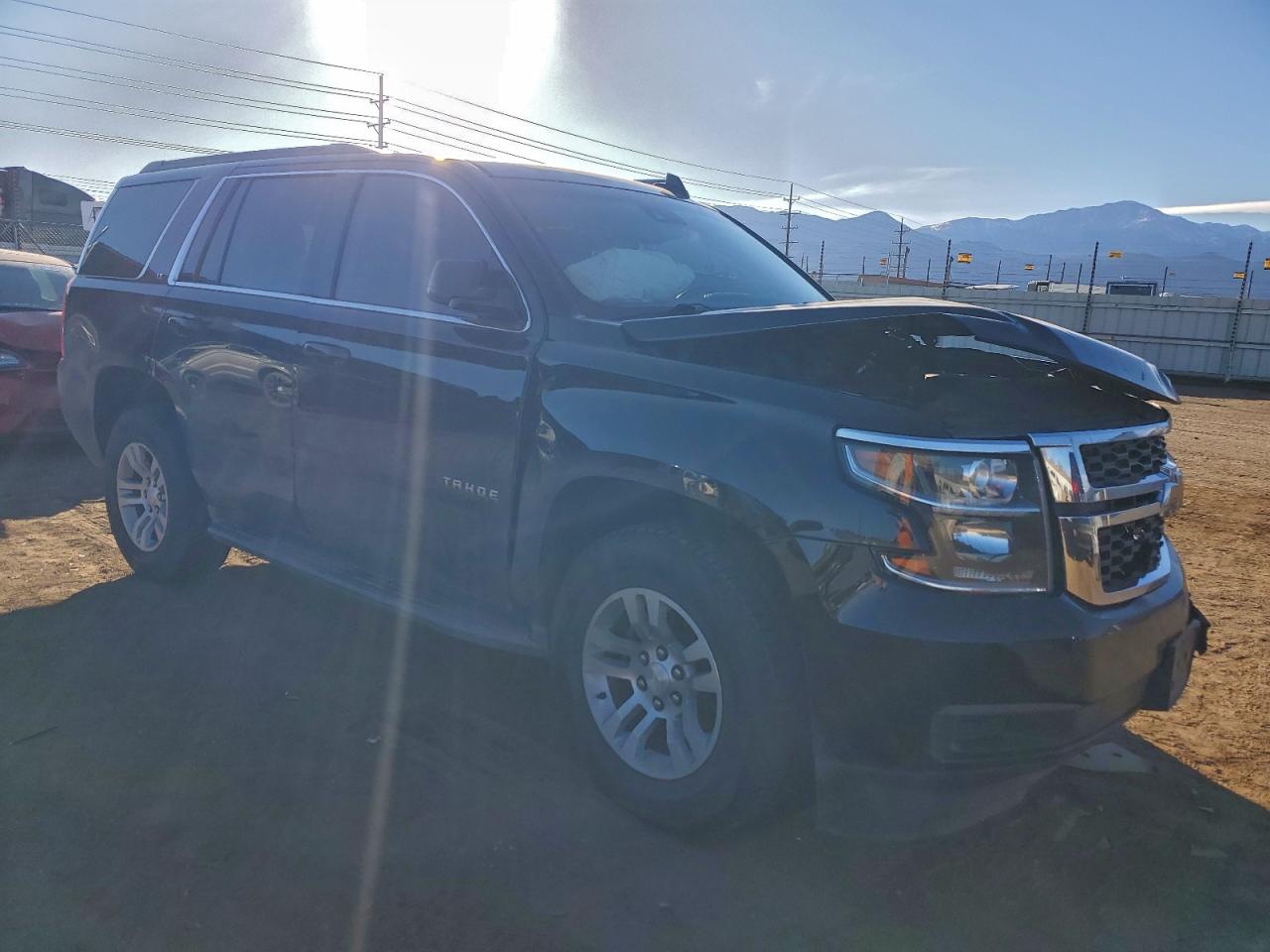2017 CHEVROLET TAHOE K1500 LT photo 4