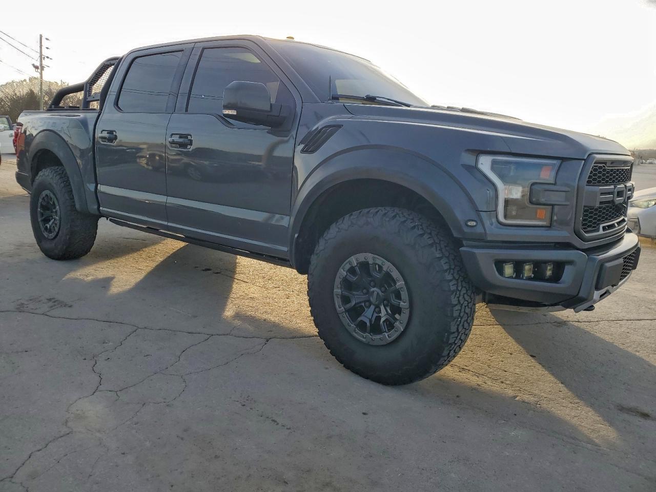 2018 FORD F150 RAPTOR photo 4