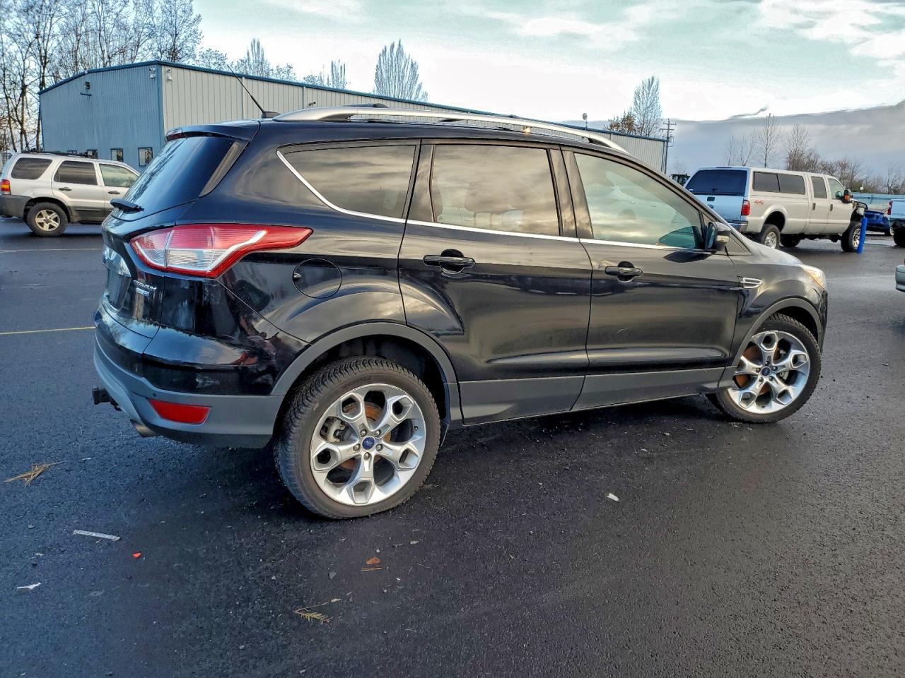 2016 FORD ESCAPE TITANIUM photo 3