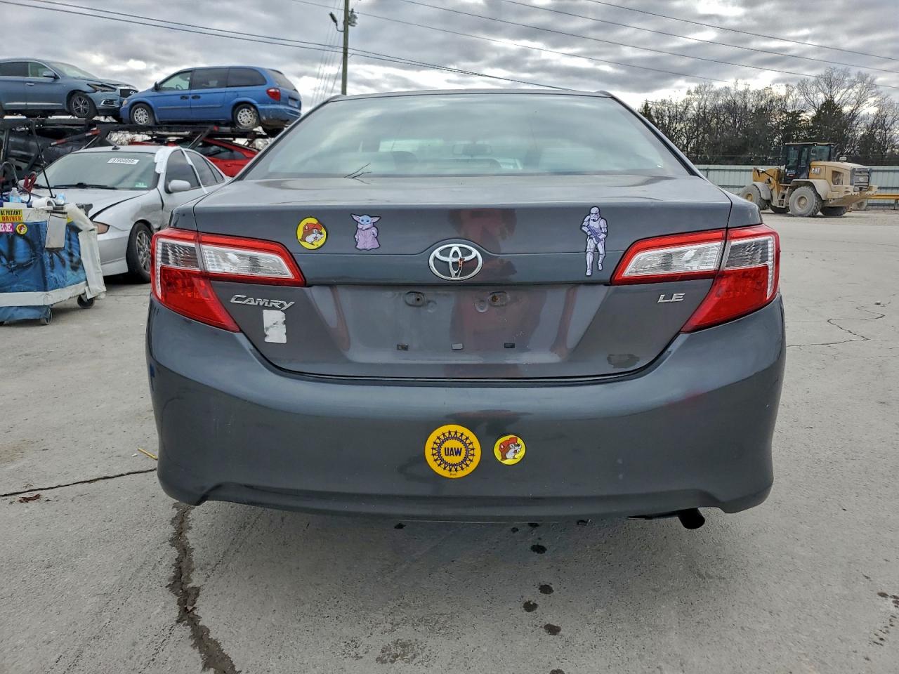 2014 TOYOTA CAMRY L photo 6