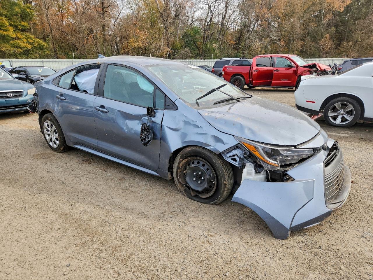 2023 TOYOTA COROLLA LE photo 4