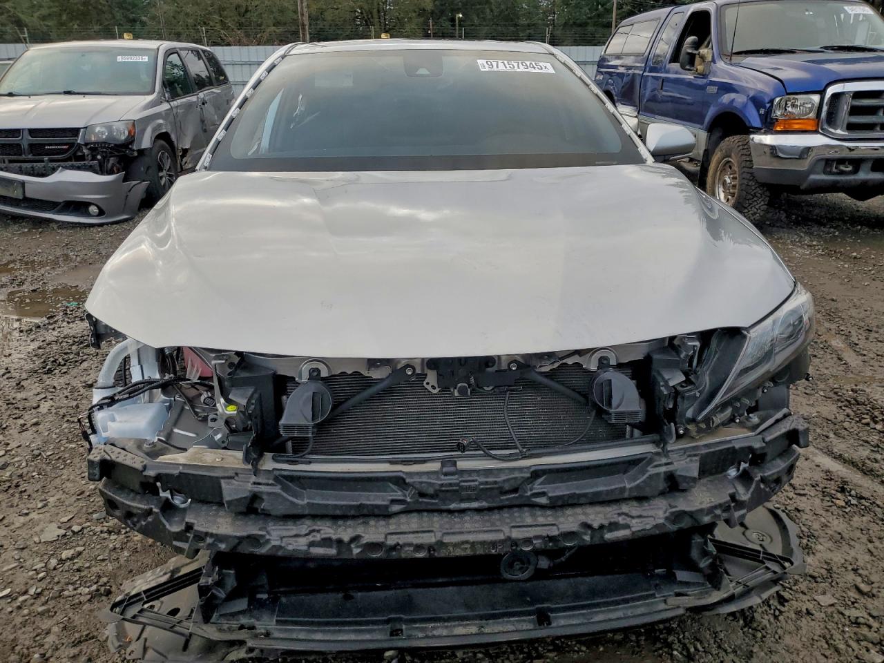 2022 TOYOTA CAMRY NIGHT SHADE photo 5