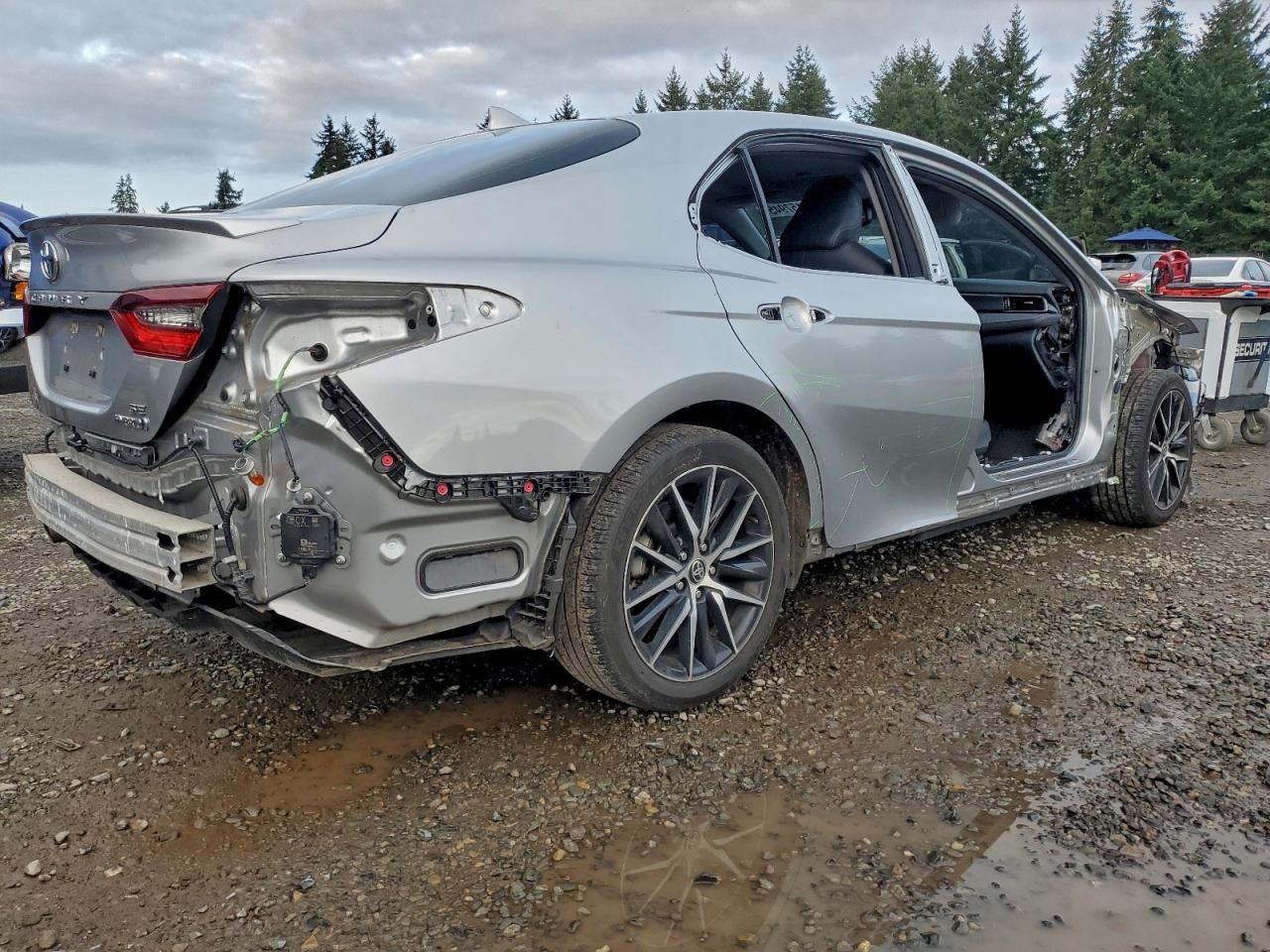 2022 TOYOTA CAMRY NIGHT SHADE photo 3