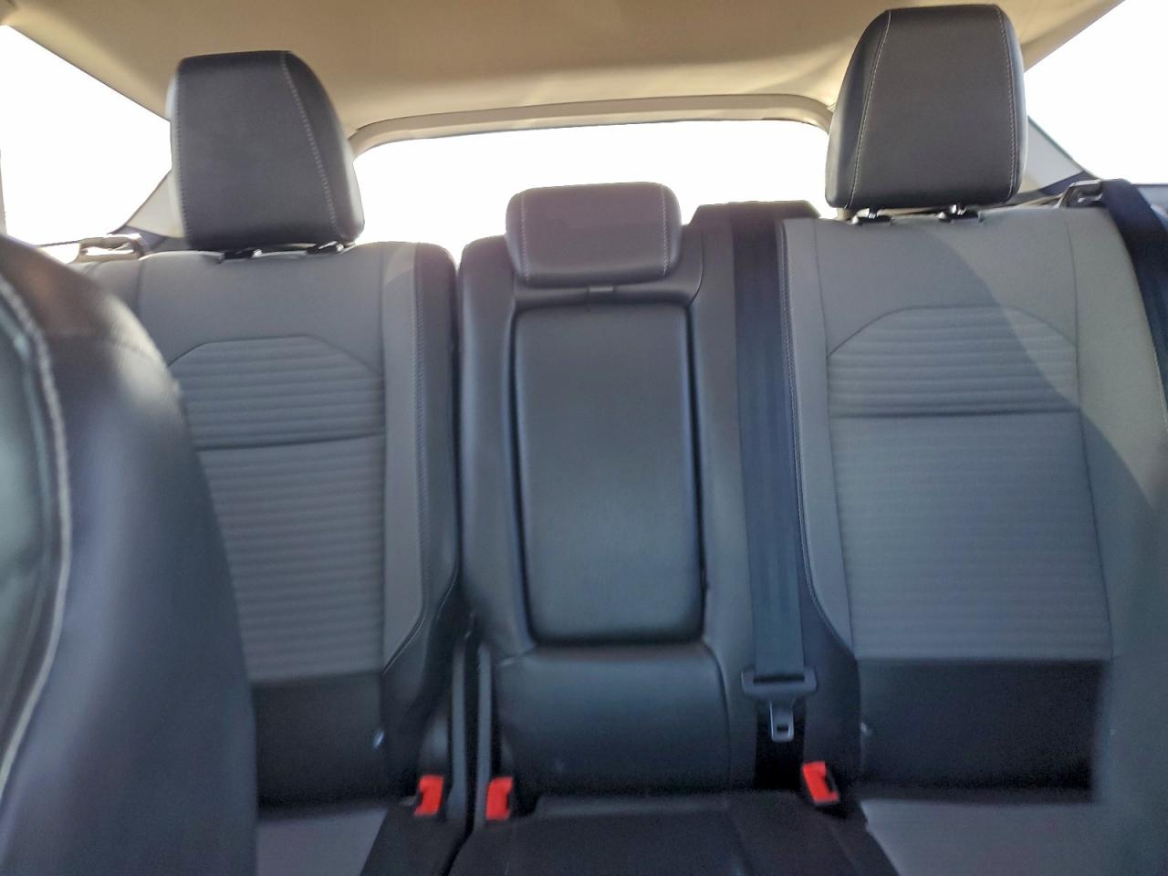2017 FORD ESCAPE SE photo 10
