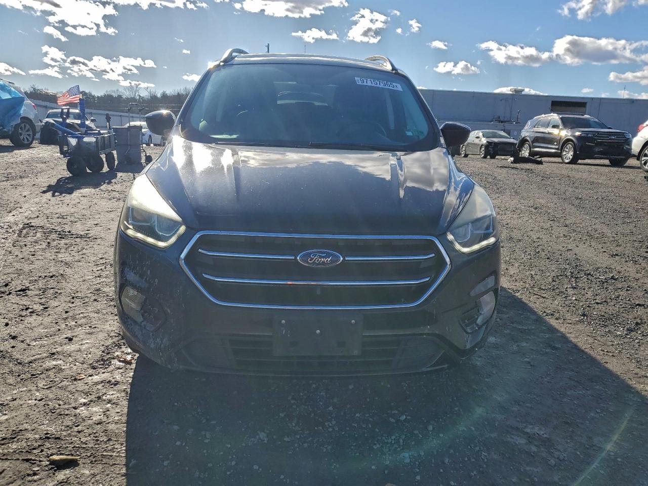 2017 FORD ESCAPE SE photo 5