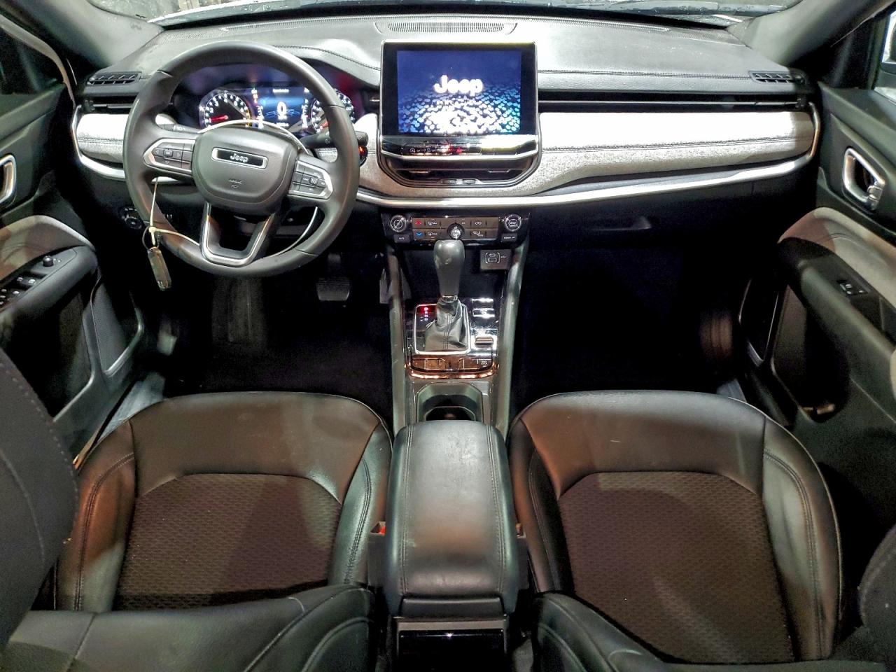2024 JEEP COMPASS LATITUDE photo 8