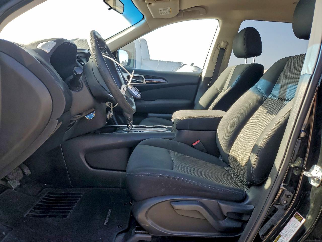 2017 NISSAN PATHFINDER S photo 7