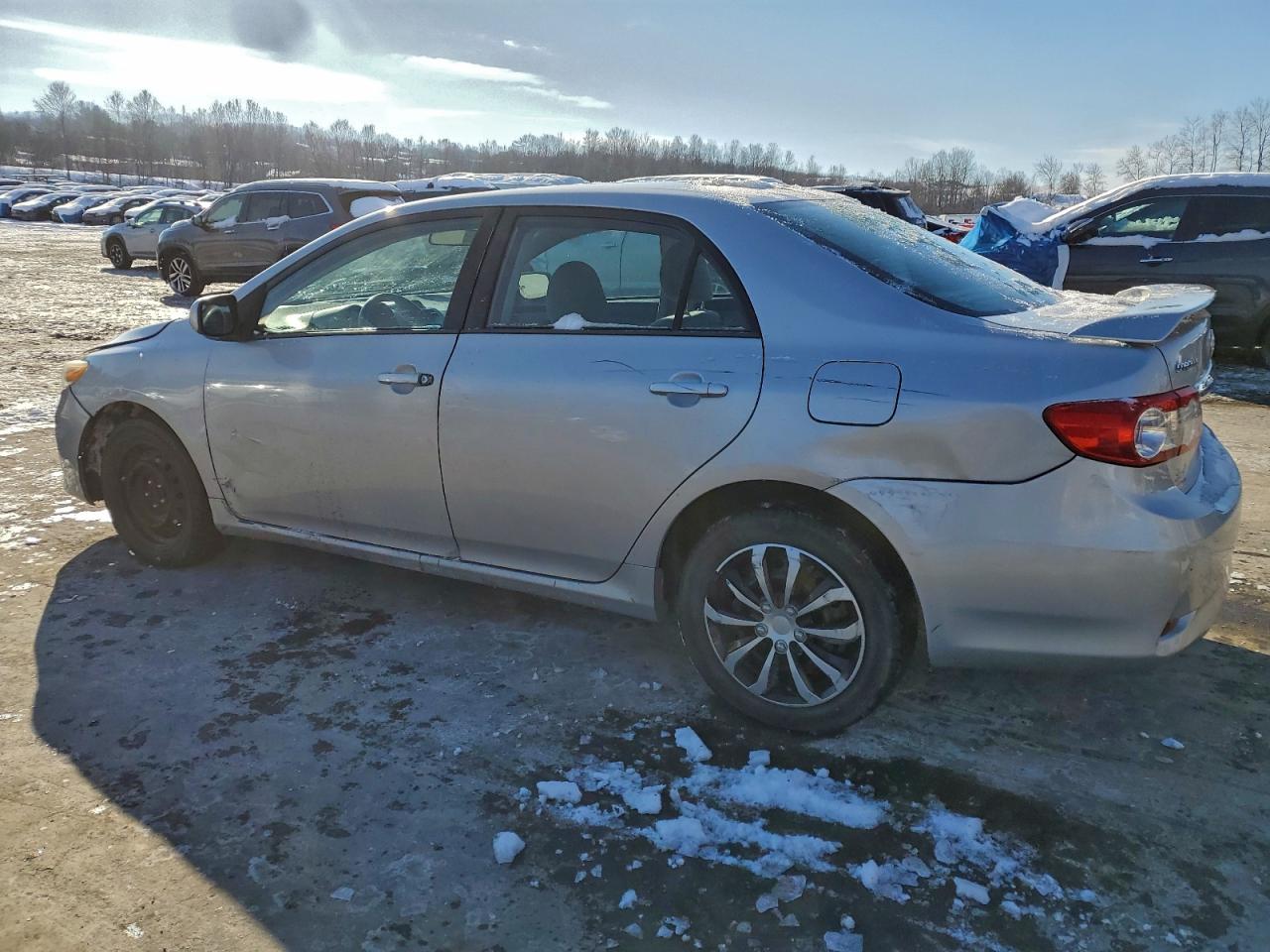 2012 TOYOTA COROLLA BASE photo 2