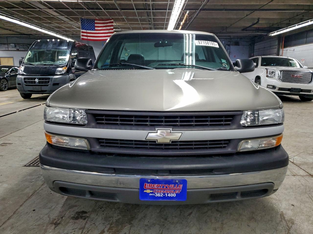 2002 CHEVROLET SILVERADO C1500 photo 5