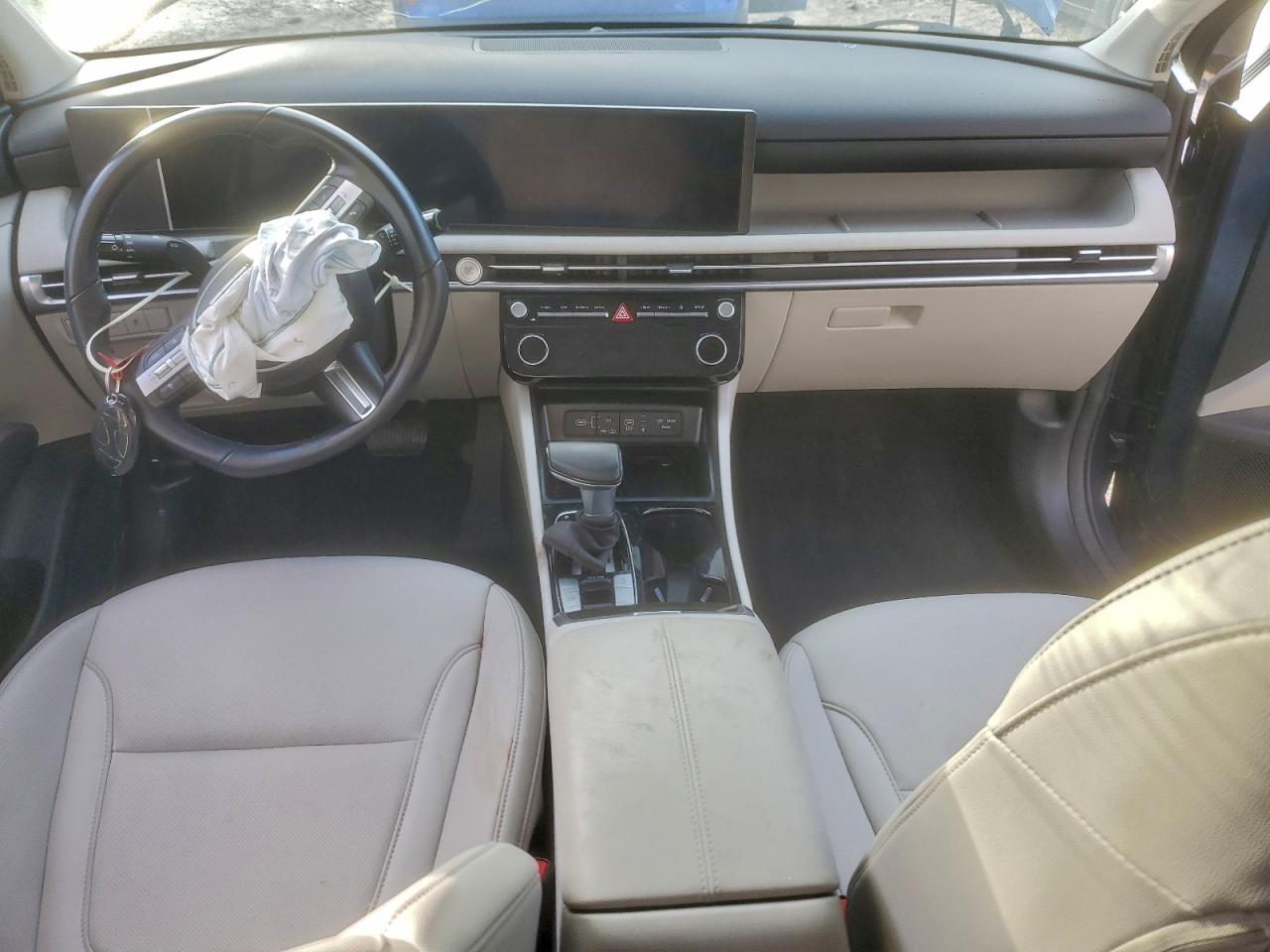 2025 HYUNDAI TUCSON SEL photo 8