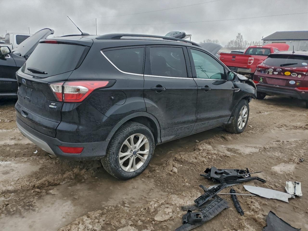 2017 FORD ESCAPE SE photo 3