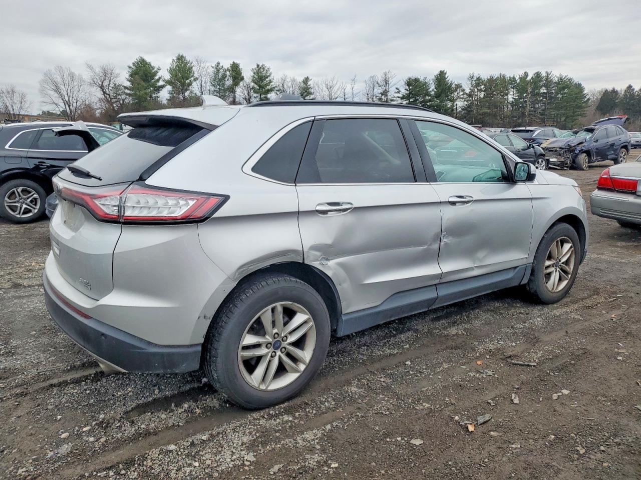 2018 FORD EDGE SEL photo 3