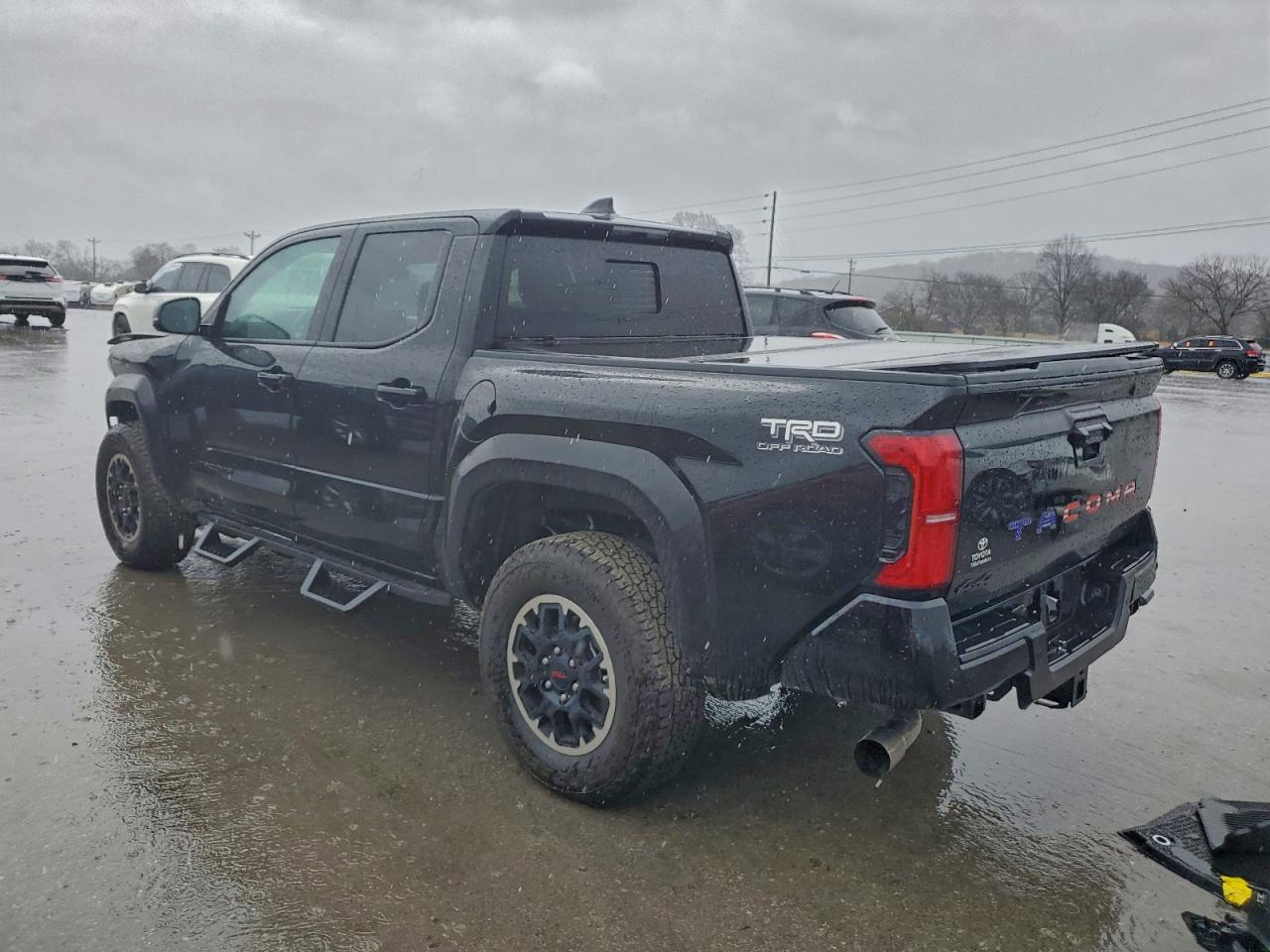 2025 TOYOTA TACOMA DOUBLE CAB photo 2