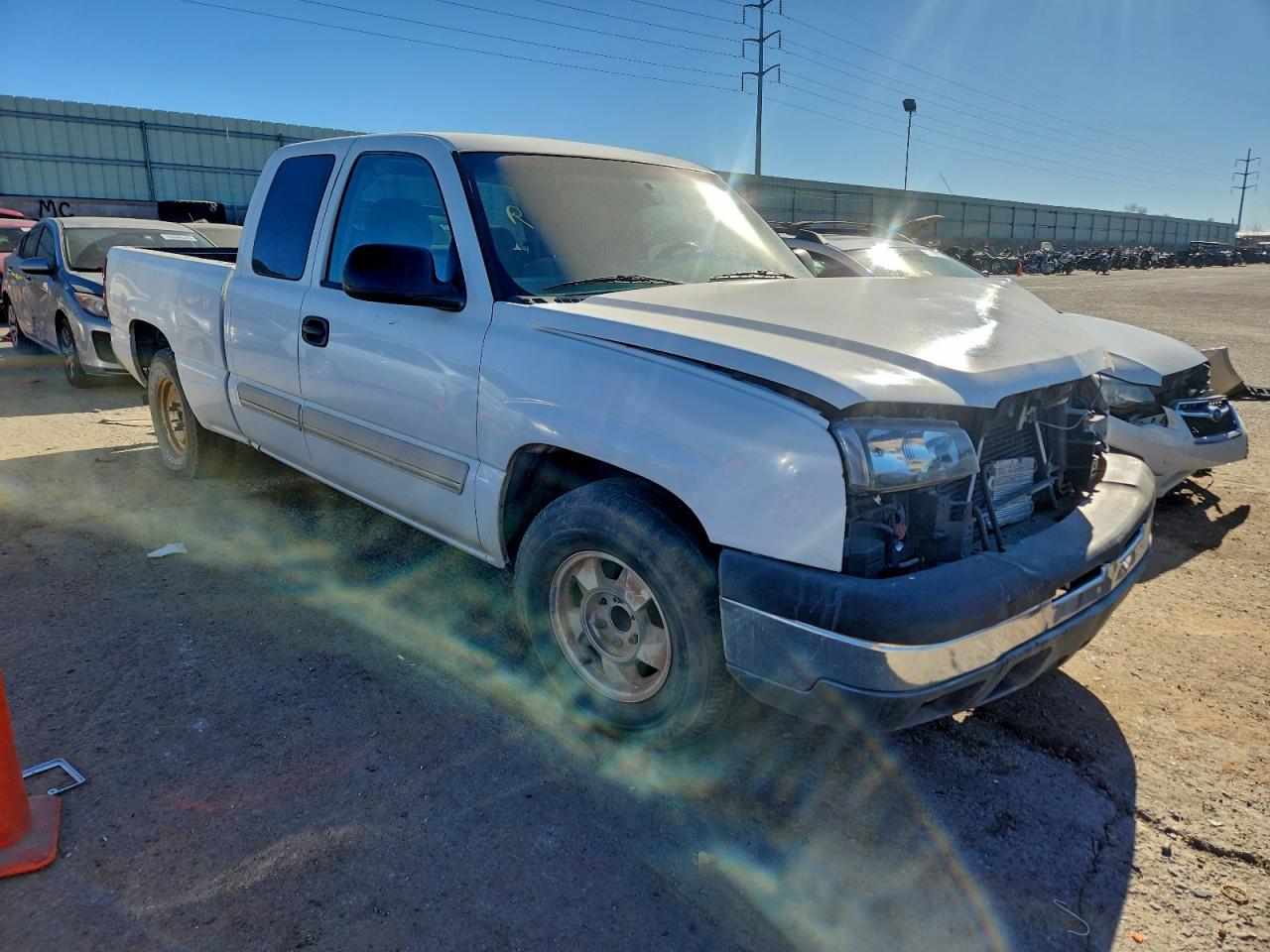 2005 CHEVROLET SILVERADO C1500 photo 4