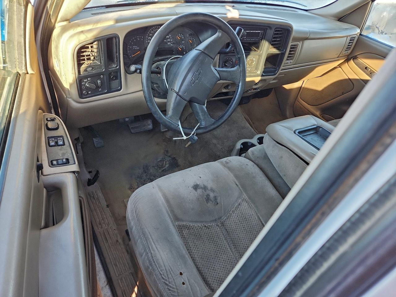 2005 CHEVROLET SILVERADO C1500 photo 8