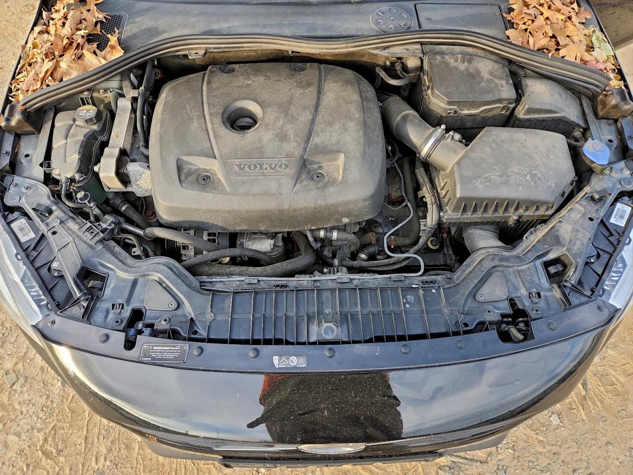 2017 VOLVO S60 DYNAMIC photo 11
