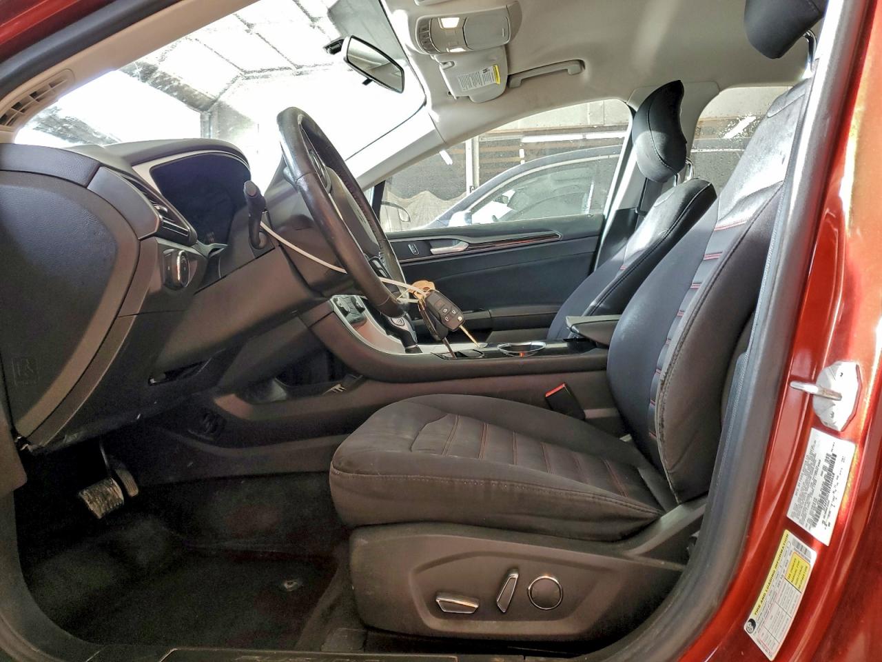 2014 FORD FUSION SE photo 7