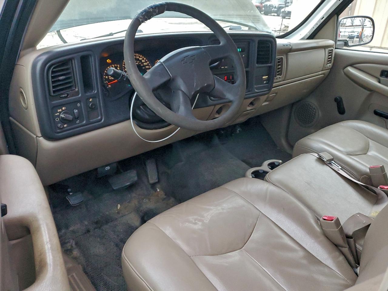 2003 CHEVROLET SILVERADO C1500 photo 8